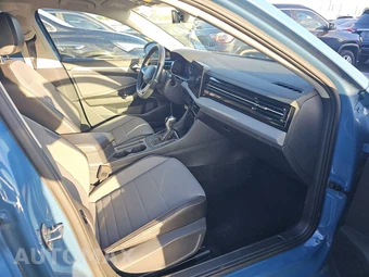 2025 Volkswagen Jetta Comfortline - miniatura 8