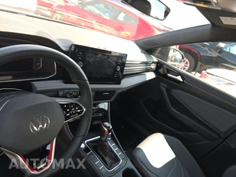 2025 Volkswagen Jetta GLI Autobahn - miniatura 11