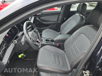 2025 Volkswagen Jetta GLI Autobahn - miniatura 7