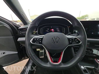 2025 Volkswagen Jetta GLI Autobahn - miniatura 16
