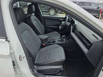 2025 Volkswagen Jetta GLI Autobahn - miniatura 14