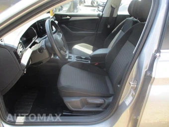 2025 Volkswagen Jetta S - miniatura 10