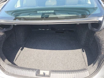 2025 Volkswagen Jetta S – miniatura 16