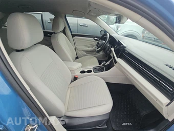 2025 Volkswagen Jetta S - miniatura 8