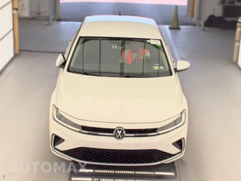 2025 Volkswagen Jetta S – miniatura 2