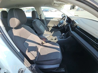 2025 Volkswagen Jetta S – miniatura 8