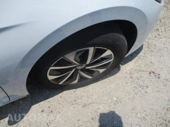 2025 Volkswagen Jetta S – miniatura 23