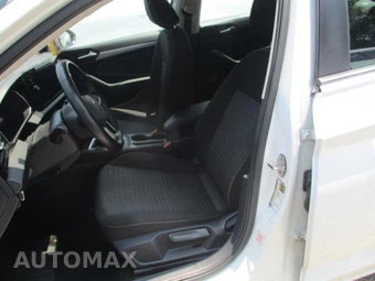 2025 Volkswagen Jetta S – miniatura 5
