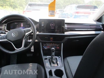 2025 Volkswagen Jetta S – miniatura 9