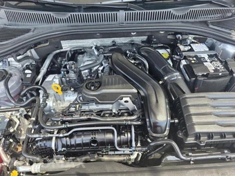 2025 Volkswagen Jetta S – miniatura 11