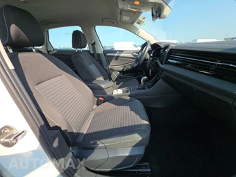 2025 Volkswagen Jetta S – miniatura 8