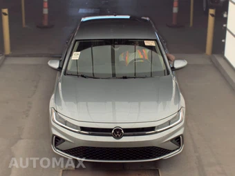 2025 Volkswagen Jetta S - miniatura 2
