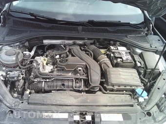 2025 Volkswagen Jetta S - miniatura 7
