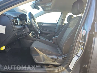 2025 Volkswagen Jetta S - miniatura 7