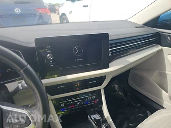 2025 Volkswagen Jetta S - miniatura 11