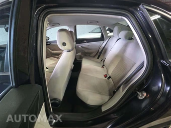 2025 Volkswagen Jetta S – miniatura 13