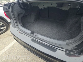 2025 Volkswagen Jetta S – miniatura 16