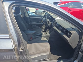 2025 Volkswagen Jetta S - miniatura 8