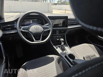 2025 Volkswagen Jetta S - miniatura 3