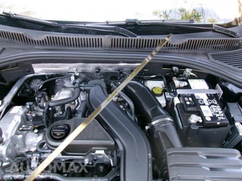 2025 Volkswagen Jetta S – miniatura 12