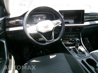 2025 Volkswagen Jetta S – miniatura 7