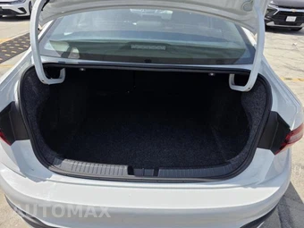 2025 Volkswagen Jetta S - miniatura 17