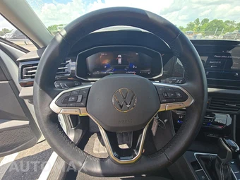2025 Volkswagen Jetta S - miniatura 10