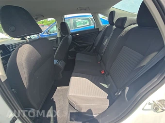 2025 Volkswagen Jetta S - miniatura 13