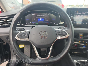 2025 Volkswagen Jetta SE - miniatura 10