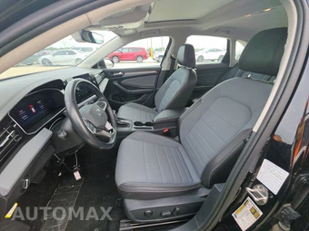 2025 Volkswagen Jetta SE - miniatura 7