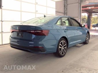 2025 Volkswagen Jetta SE – miniatura 4