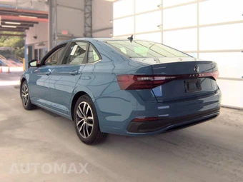 2025 Volkswagen Jetta SE – miniatura 6