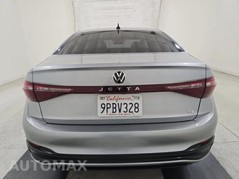 2025 Volkswagen Jetta SE – miniatura 5