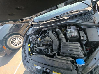 2025 Volkswagen Jetta SE - miniatura 15