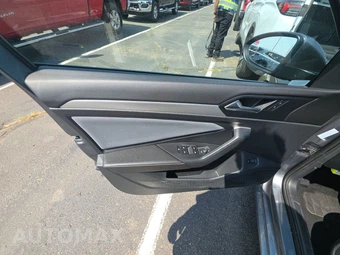 2025 Volkswagen Jetta SE - miniatura 9