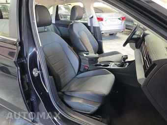 2025 Volkswagen Jetta SE – miniatura 15