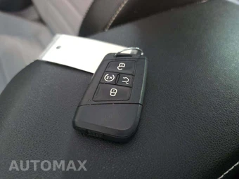 2025 Volkswagen Jetta SE – miniatura 5