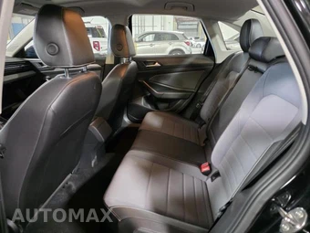 2025 Volkswagen Jetta SE – miniatura 20