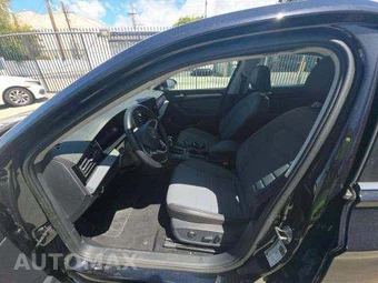 2025 Volkswagen Jetta SE - miniatura 7