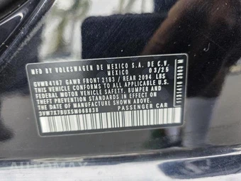 2025 Volkswagen Jetta SE - miniatura 16