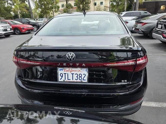 2025 Volkswagen Jetta SE - miniatura 23