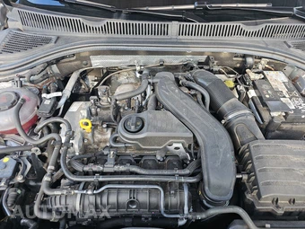 2025 Volkswagen Jetta SE – miniatura 15