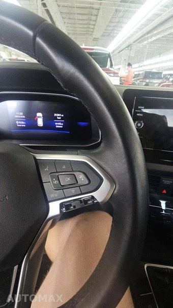 2025 Volkswagen Jetta Sport - miniatura 23