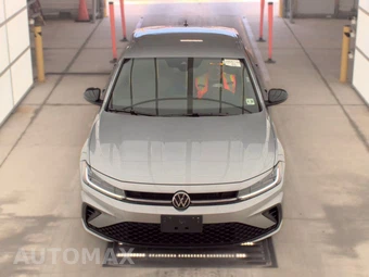 2025 Volkswagen Jetta Sport - miniatura 2