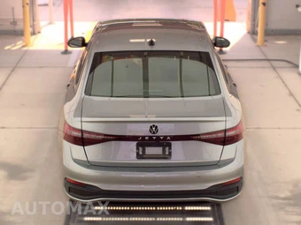 2025 Volkswagen Jetta Sport - miniatura 5