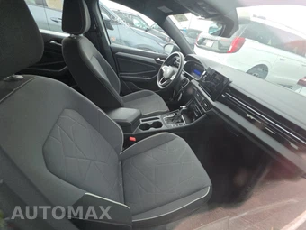 2025 Volkswagen Jetta Sport - miniatura 8
