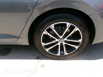 2025 Volkswagen Jetta Sport - miniatura 20