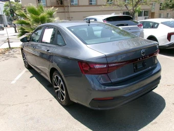 2025 Volkswagen Jetta Sport - miniatura 22