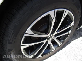 2025 Volkswagen Jetta Sport - miniatura 12