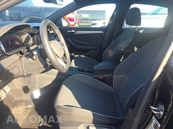 2025 Volkswagen Jetta Sport - miniatura 7